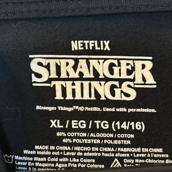 Stranger Things graphic tee youth size 14/16 could fit woman’s XS - Picture 3 of 4